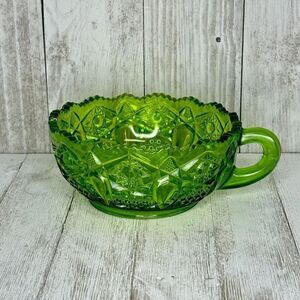 Vintage L.E. Smith Heritage Quintec Green Depression Glass Bowl with Finger Hand